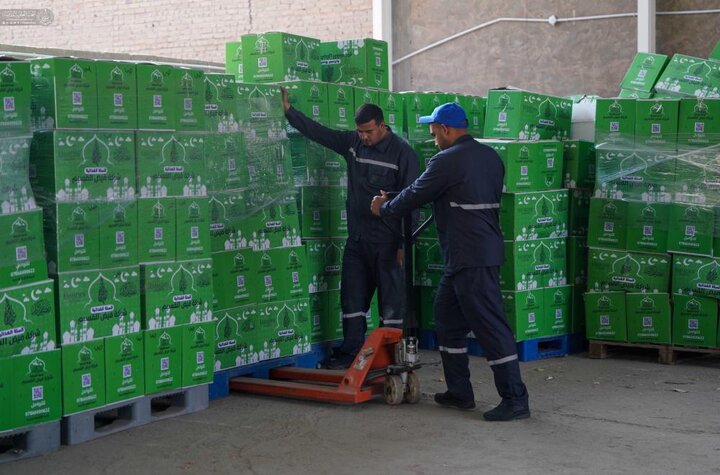 تقرير مصور/ العتبة العلوية المقدسة توزع أكثر من 3 آلاف سلّةٍ غذائية رمضانية للمحتاجين