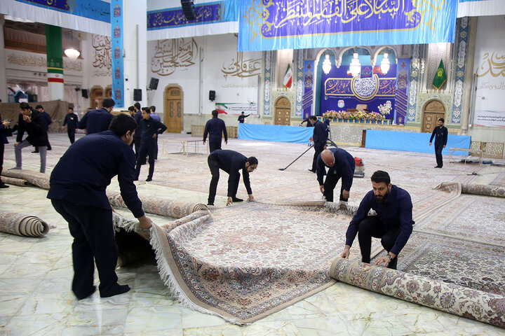 غبارروبی حرم مطهر بانوی کرامت در آستانه ماه مبارک رمضان