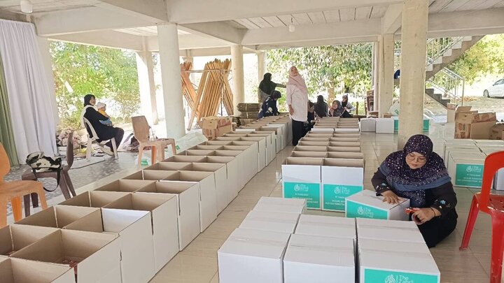 Informe fotográfico | Comienza la preparación de cajas de caridad de Ramadán por los seguidores de AhlulBayt en Tailandia