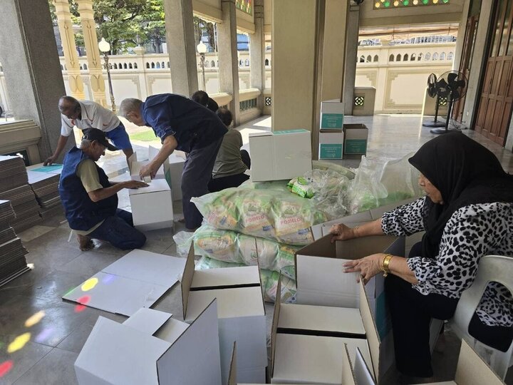 Informe fotográfico | Comienza la preparación de cajas de caridad de Ramadán por los seguidores de AhlulBayt en Tailandia
