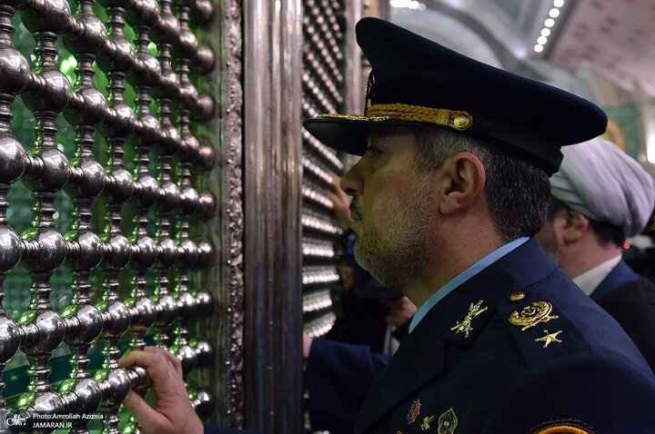 Informe fotográfico | Las fuerzas de la Aviación del Ejército iraní renuevan el pacto con los principios del Imam Jomeini (que Dios tenga misericordia de él)
