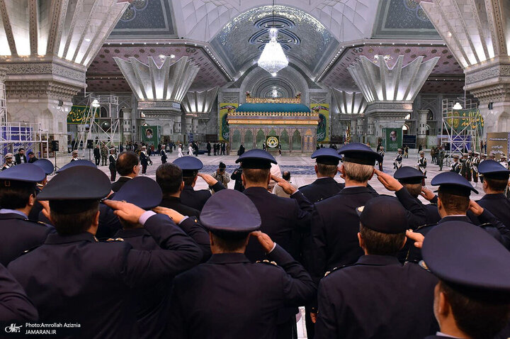 Informe fotográfico | Las fuerzas de la Aviación del Ejército iraní renuevan el pacto con los principios del Imam Jomeini (que Dios tenga misericordia de él)