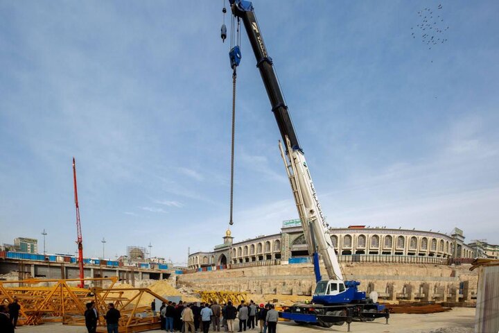 Informe fotográfico | Representante de la Máxima Autoridad Religiosa inspecciona los proyectos del atrio de Záynab (PB) y del Imam Hasán al-Muytabá (PB)