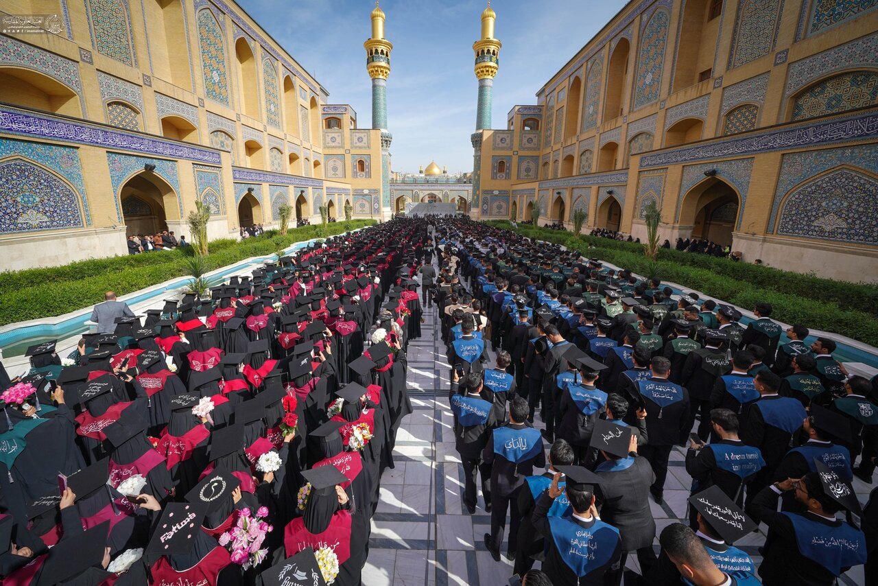 مراسم فارغ التحصیلی ۹ هزار دانشجو در آستان مقدس علوی برگزار شد + تصویر