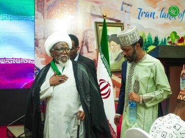 Labarai Cikin Hotuna | Yadda Jagora Sheikh Ibraheem Zakzaky (H) Ya Halarci Bikin Cika Shekaru 47 Da Nasarar Juyin Juya Halin Musulunci Na Iran.