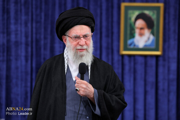 Photos: Imam Khamenei's televised message on eve of 47th victory anniversary of Islamic Revolution