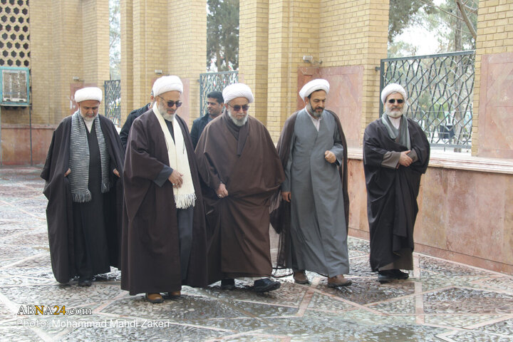 حضور دبیرکل مجمع جهانی اهل‌بیت(ع) در گلزار شهدای بهشت زهرا(س)