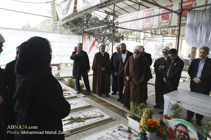 حضور دبیرکل مجمع جهانی اهل‌بیت(ع) در گلزار شهدای بهشت زهرا(س)