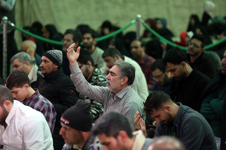 آغاز مراسم شب‌های بندگی در حرم مطهر حضرت فاطمه معصومه (س)