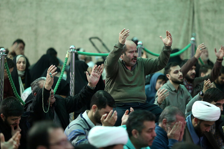 آغاز مراسم شب‌های بندگی در حرم مطهر حضرت فاطمه معصومه (س)