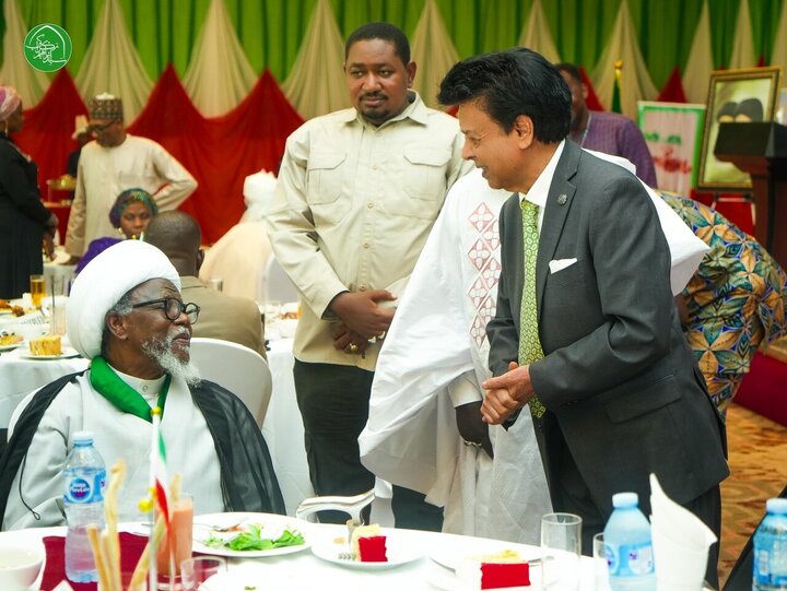 Wêne |Merasîma salvegera serkeftina Şoreşa Îslamî li Ebûceyê bi amadebûna Şêx Zekzakî