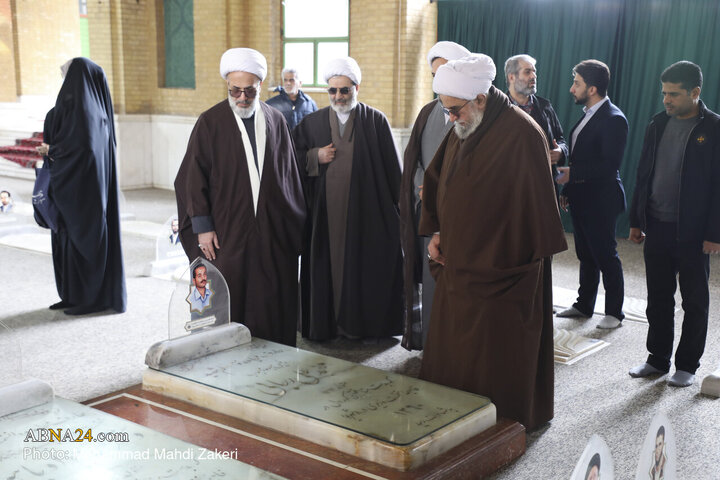 Hebûna Sekreterê Giştî yê Civata Cîhanî ya Ehlê Beytê (S.X )li Gulzara Şehîdan Beheşta Zehra
