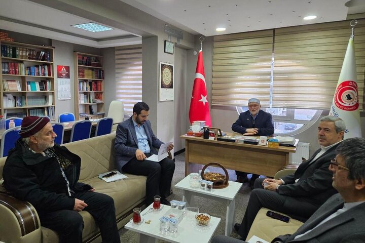 عضو حزب سعادت ترکیه: ایستادگی ایران در برابر فشار آمریکا، مسلمانان جهان را خوشحال کرد