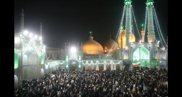 Видео | Ислам Ингилабынын Гәләбәси илә Һәмсәда олараг Ханым Фатимәи Мәсумәнин (с) Һәрәминдә Аллаһу Әкбәрин сәдалары