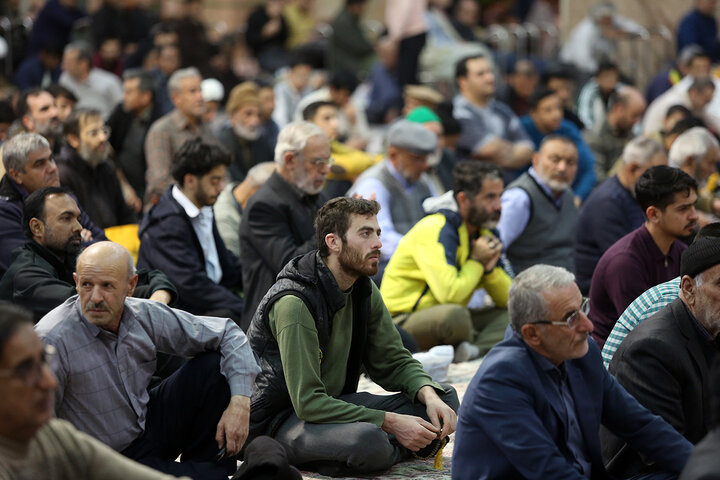 گرامیداشت سالگرد یوم الله ۲۲بهمن در حرم مطهر بانوی کرامت