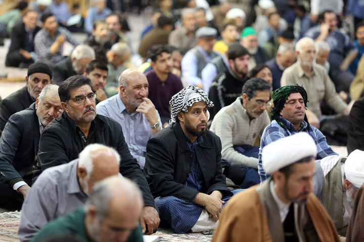 گرامیداشت سالگرد یوم الله ۲۲بهمن در حرم مطهر بانوی کرامت