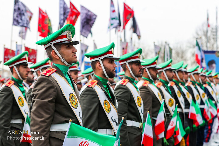 حضور و سخنرانی رئیس جمهور در یوم‌الله 22 بهمن