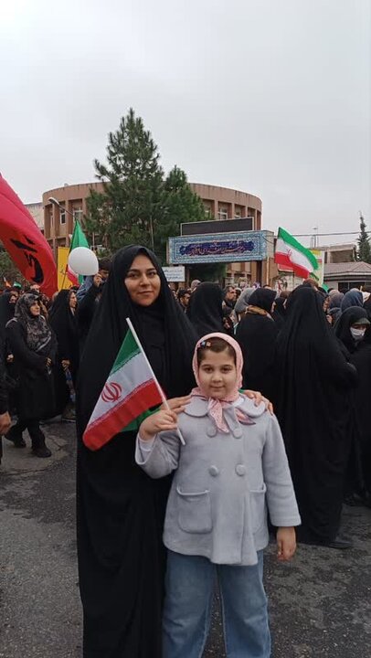 ۲۲ بهمن ساری