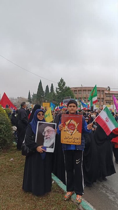 ۲۲ بهمن ساری