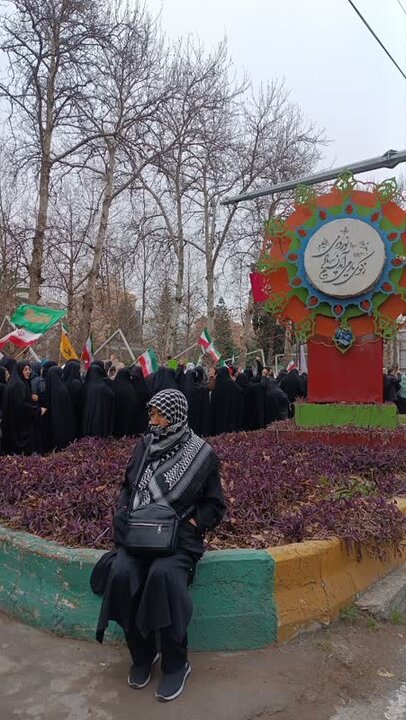 ۲۲ بهمن ساری