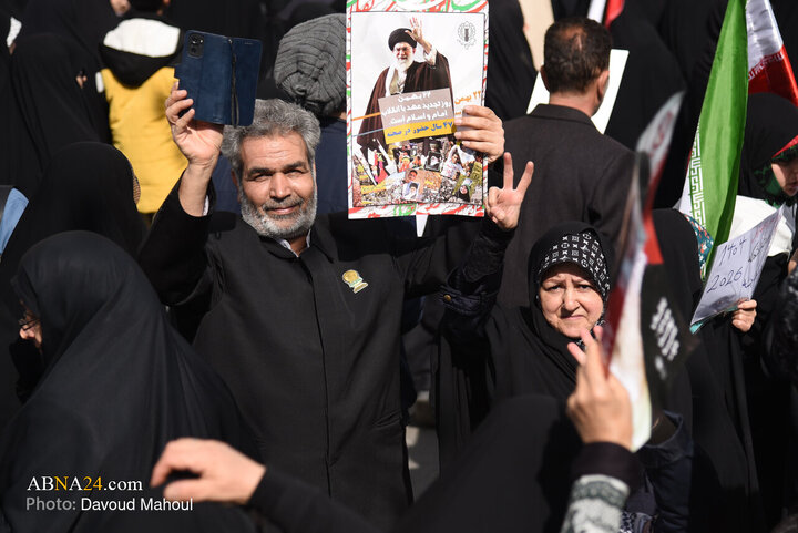 Photos: People of Mashhad mark 22 Bahman