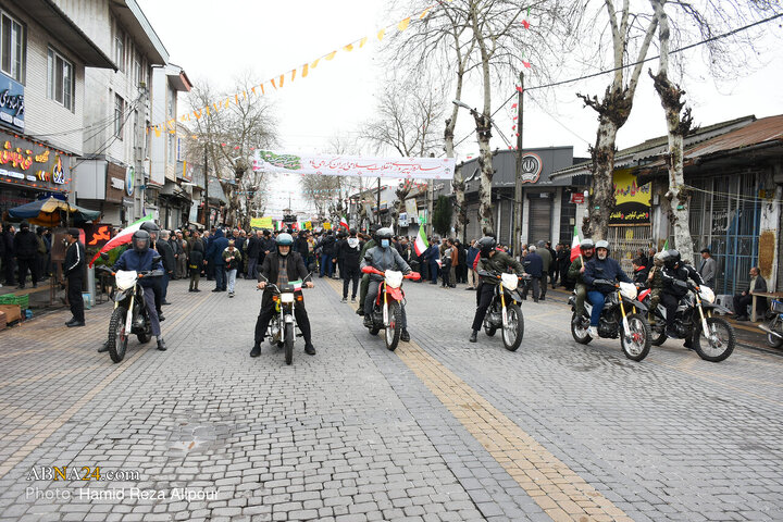 راهپیمایی یوم الله 22 بهمن در رودسر