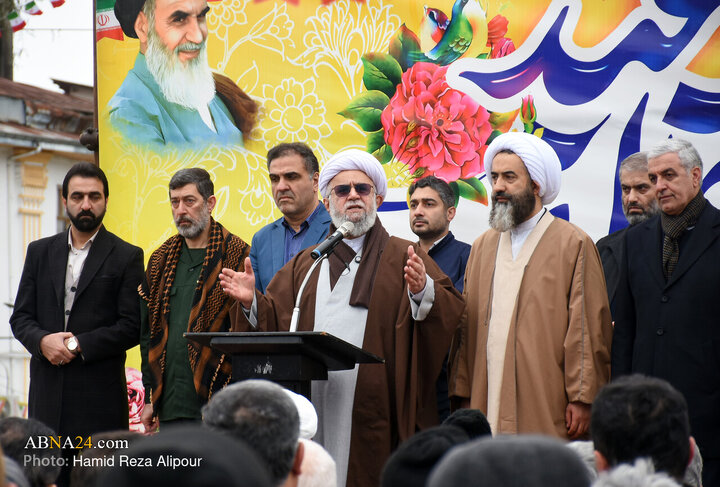 راهپیمایی یوم الله 22 بهمن در رودسر