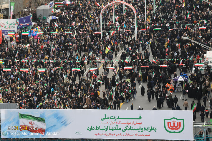 Photos: 22 Bahman rally in Tehran