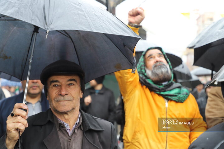 (Senandec)Meşa Yewmullah 22ê Roja Behmenê li bajarê Sine