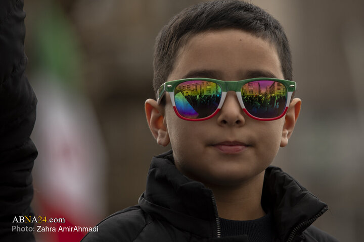 حاشیه های راهپیمایی 22 بهمن در تهران