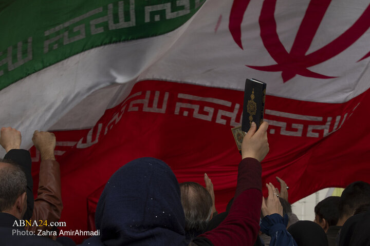 حاشیه های راهپیمایی 22 بهمن در تهران