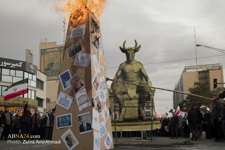 حاشیه های راهپیمایی 22 بهمن در تهران