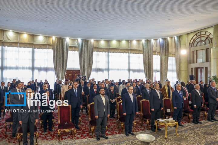 အစ္စလာမ် တော်လှန်ရေး အောင်ပွဲ နှစ်ပတ်လည်နေ့တွင် ကျင်းပသော «  စလာမ် ဆိုဖရာ  » အခမ်းအနား ကျင်းပ  ။ ။ Photos