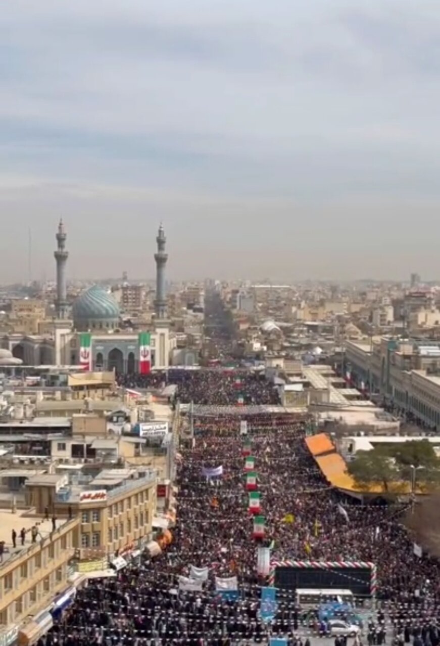 Video | Larawan ng napakalawak at kahanga-hangang partisipasyon ng mamamayang Iranian, sa Banal na Lungsod ng Qom, sa pambansang martsa