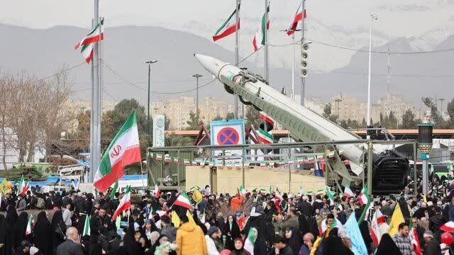 Vyombo vya Habari vya Kiarabu Vyapongeza Ushiriki Mkubwa wa Watu katika Maandamano ya 22 Bahman ya Kumbukumbu ya Miaka 47 ya Mapinduzi ya Iran