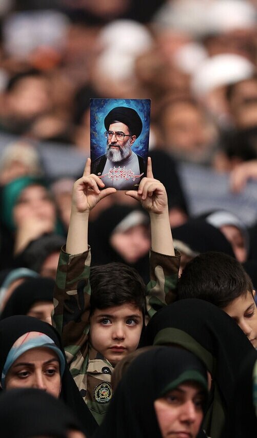 ویدیو | نسل جدید در میدان؛ روایت یک اتفاق بزرگ از زبان دهه‌هشتادی‌ها و نودی‌ها