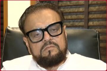 بھارتی مسلمان وندے ماترم کا مخالف نہیں، ان کی مذہبی مجبوری ہے: سماج وادی پارٹی کے سینئر لیڈر ابو عاصم اعظمی کا بیان