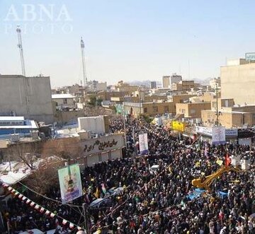 视频 | 德黑兰2月11日大游行群众踊跃参与的航拍画面