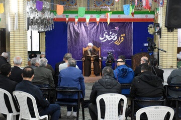 نشست قرار معنوی با سخنرانی آیت‌الله رمضانی در مسجد ابوذر رشت