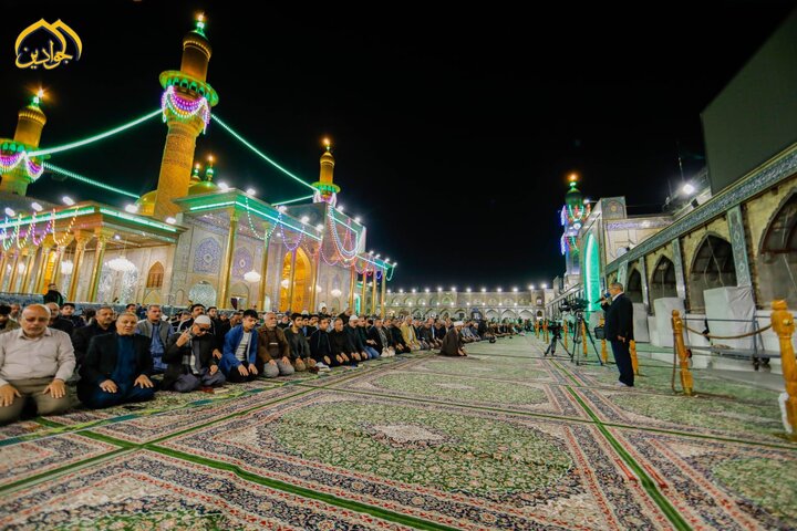 Informe fotográfico | Ecos de tawhid; oración en congregación en el santuario sagrado de Al-Kazimiyya (la paz sea con ellos)