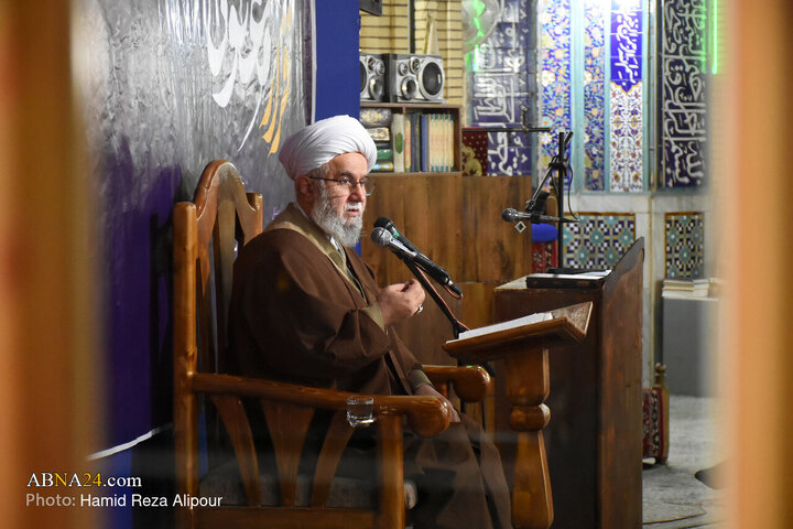 نشست قرار معنوی با سخنرانی آیت‌الله رمضانی در مسجد ابوذر رشت