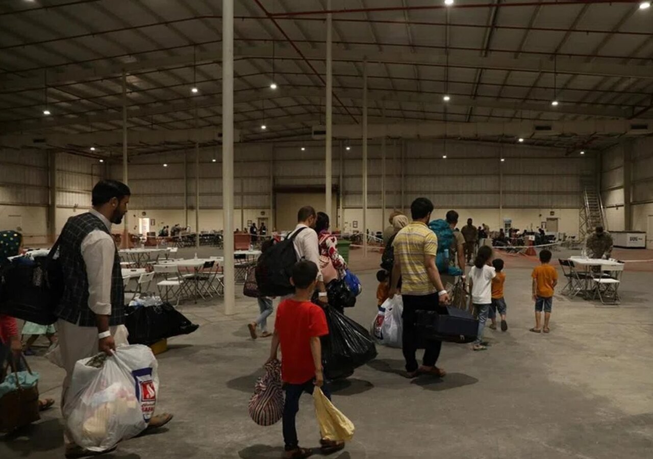 Amerika Memberi Uang kepada Pengungsi Afghanistan di Qatar agar Sukarela Kembali ke Afghanistan