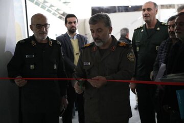 نمایشگاه «اسناد انقلاب اسلامی» افتتاح شد