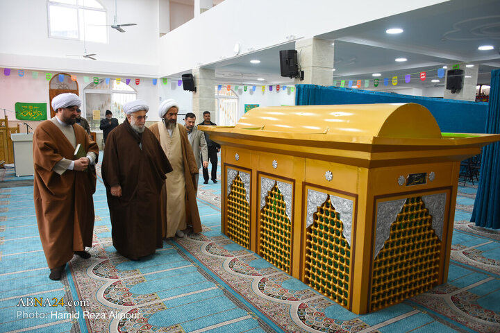Photos: Ayatollah Ramazani Visits Imam Reza Mosque, Martyrs’ Cemetery in Rudsar