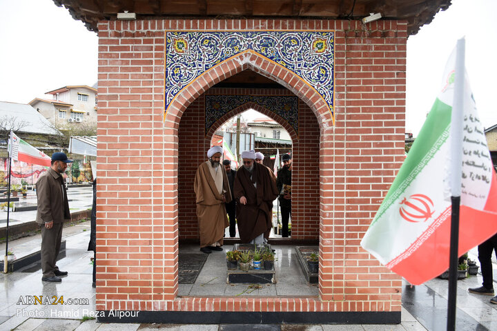 Photos: Ayatollah Ramazani Visits Imam Reza Mosque, Martyrs’ Cemetery in Rudsar