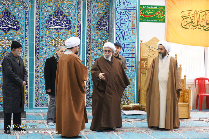 Photos: Ayatollah Ramazani Visits Imam Reza Mosque, Martyrs’ Cemetery in Rudsar
