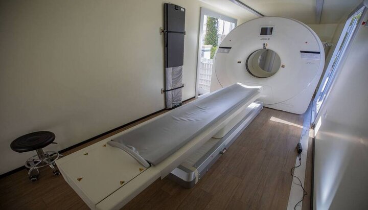 تقرير مصور/ حفل إزاحة الستار عن أجهزة جراحية متطورة للعتبة الحسينية المقدسة بكربلاء