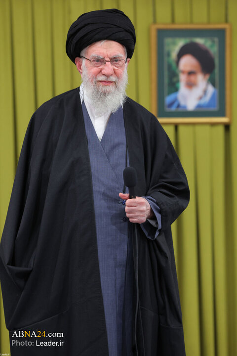 پیام رهبر انقلاب به مناسبت حماسه آفرینی ملت ایران در راهپیمایی ۲۲ بهمن