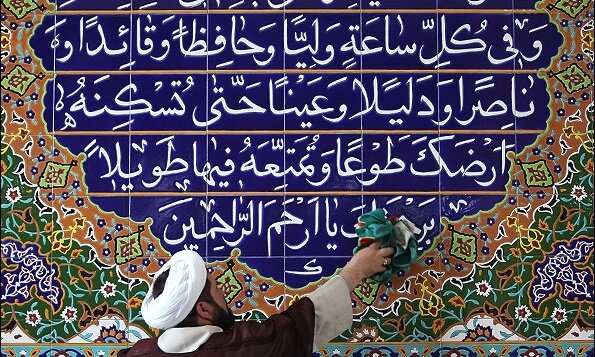 مسجد نورانی‌ترین پایگاه بندگان صالح خداست