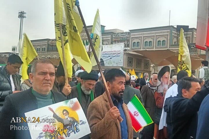 Informe fotográfico | Participación entusiasta de los migrantes afganos en el 47.º aniversario de la Revolución Islámica de Irán